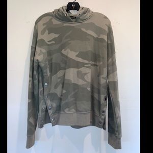 Camouflage Abercrombie & Fitch Sweater